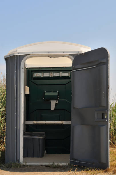 Best Portable restroom trailer rental  in Kensington, MD